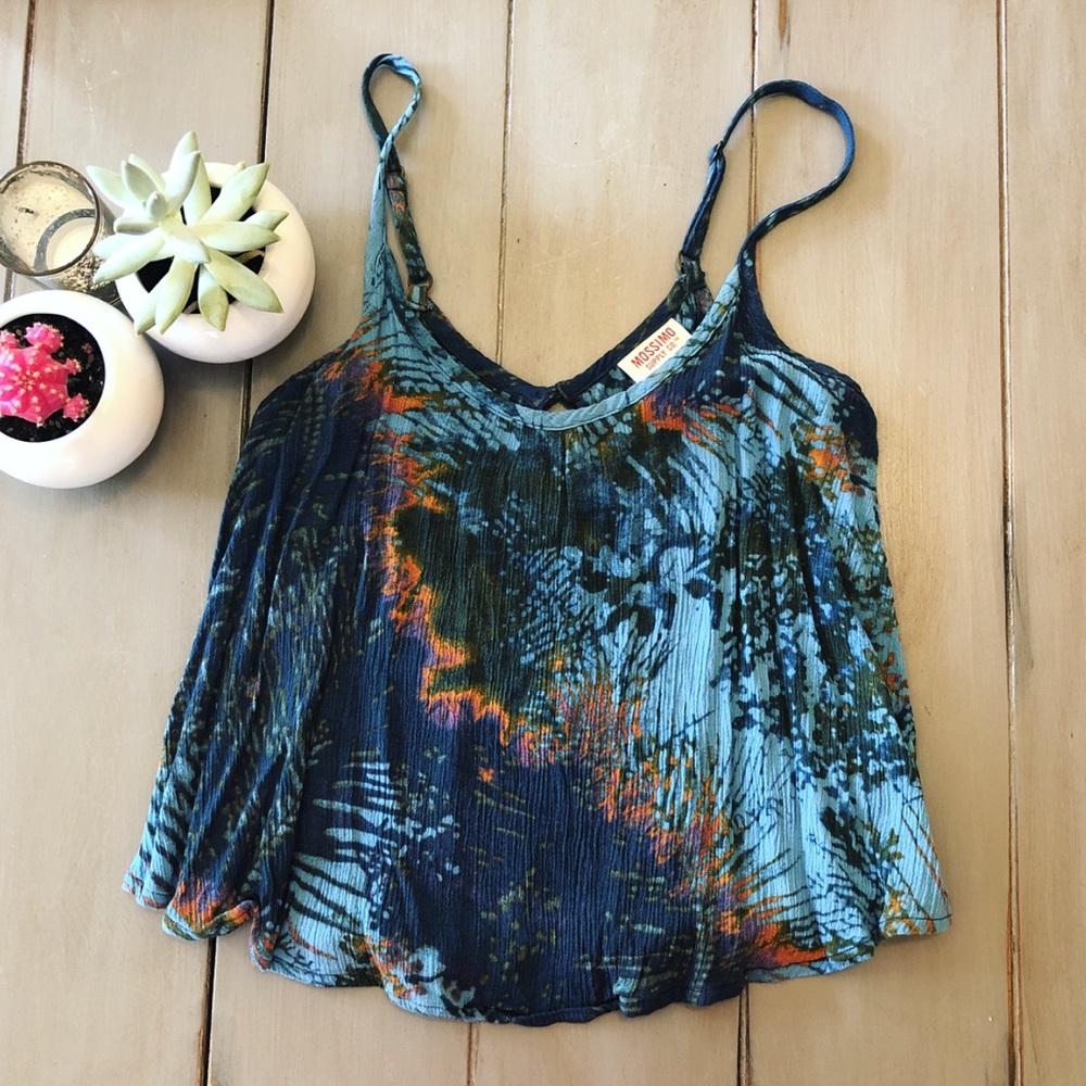 Beachy Summer Crop Tank